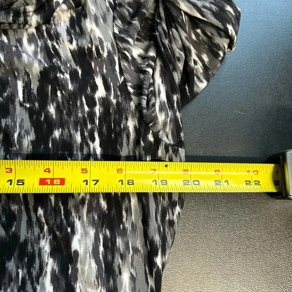 Alfani Women’s XL Popover Top V Neck Stretch 3/4 Sleeve Business Casual Slinky - Picture 7 of 11